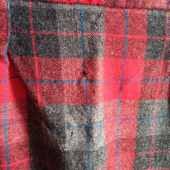 24W 24" Vintage 1960's Womens Skirt RED/GRAY PLAID WOOL MID RELIC CAMP - Picture 4 of 8